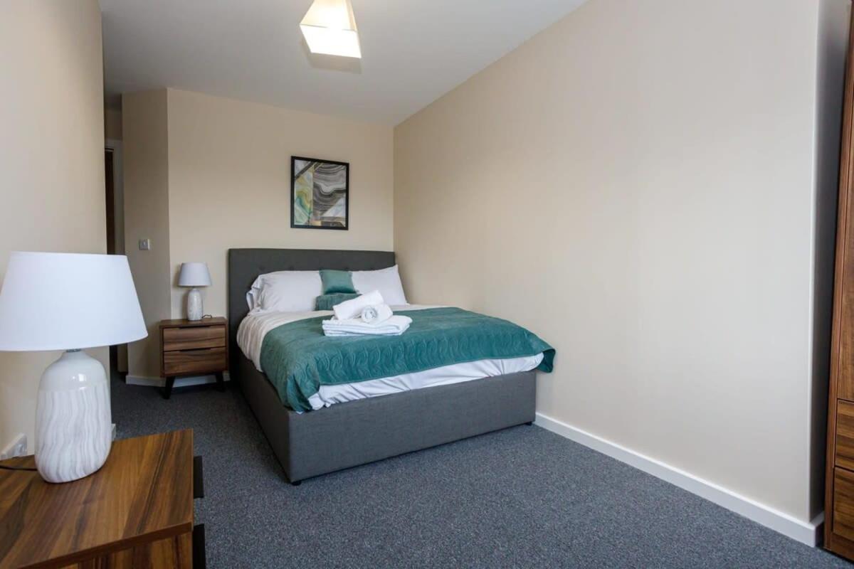 Contemporary 2 Bedroom * Manchester